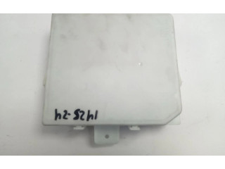   Pojistková skříňka 284B6EB300, 284B6EB300   Nissan Navara 