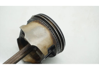 Поршень с шатуном Mitsubishi Galant