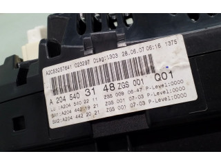 Přístrojová deska Mercedes-Benz C W204 2007 A2045403148