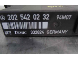 Pojistková skříňka 2025420232, 332824 Mercedes-Benz C W202 2000