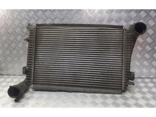 Интеркулер  3C0145803   Volkswagen PASSAT B6 