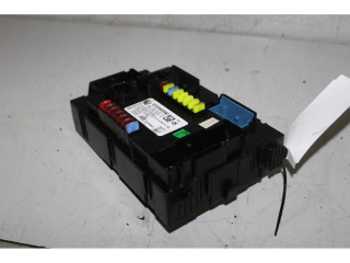 Блок предохранителей    Jeep Renegade    