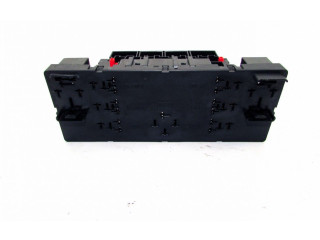 Блок предохранителей 1K0937049AA Volkswagen Caddy