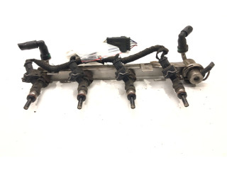 Топливная рампа 0280151235 Fiat Linea