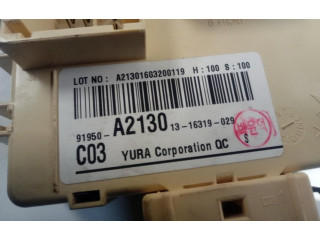 Блок предохранителей 91950A2130   KIA Ceed    