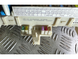 Блок предохранителей 31268178, 31268178 Volvo C30
