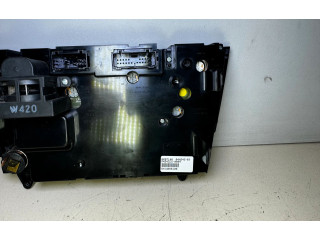 Блок управления климат-контролем 8697140, 04W24E Volvo V70