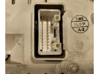 Přístrojová deska Mitsubishi Carisma 1998