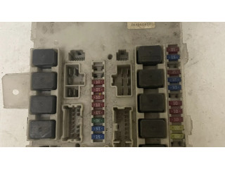 Pojistková skříňka 284B7EB31C Nissan Pathfinder R51 2006