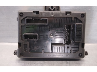 Блок управления 8201054128 Renault Clio III