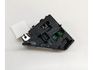 Pojistková skříňka 32311188, 31473569 Volvo V60 2020