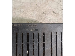Блок предохранителей  9162323   Volvo V70    