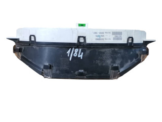 Панель приборов 9499669, 0477882   Volvo V70       