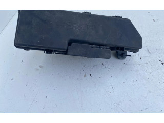 Блок предохранителей  9494210, 9452993   Volvo V70    