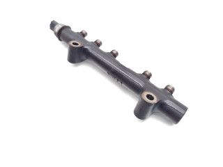 Топливная рампа 9684753080   Peugeot 5008   для двигателя 9HR(DV6C)