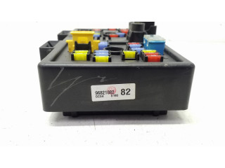 Блок предохранителей 96821082   Chevrolet Captiva    