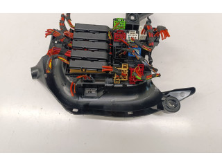 Блок предохранителей Audi A6 S6 C8 4K