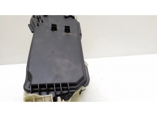 Pojistková skříňka A2075400024, A2045400082 Mercedes-Benz E C207 W207 2010