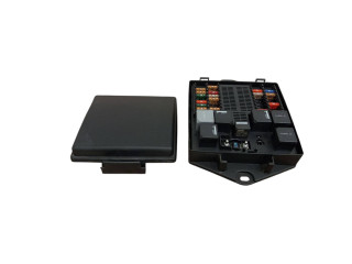 Блок предохранителей  DW9314A073CB   Jaguar XJ X351    