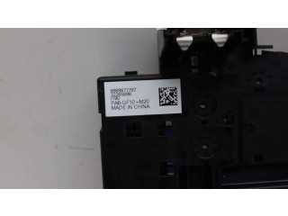 Блок предохранителей 8889877787, 32265898 Lynk & co 01