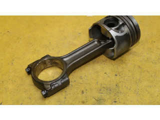  Поршень с шатуном    Renault Clio III  