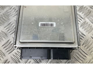 Блок управления двигателем Блок управления 04L907445B Skoda Octavia Mk3 (5E)