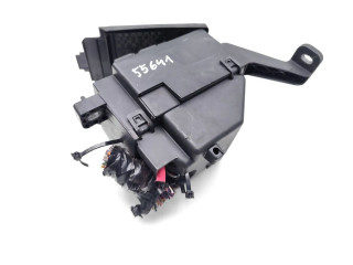 Блок предохранителей GX73-14A076-DA Jaguar XE