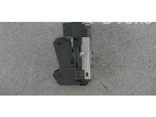 Двигатель центрально замка Opel Vivaro