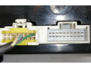 Vstřikovač OK53C61190 KIA Carnival J3