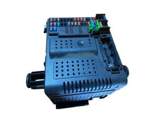 Pojistková skříňka 30795115 Volvo XC90 2007