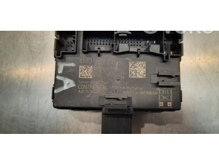 Блок управления центрального замка 4M0959795J Audi e-tron