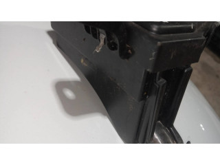   Pojistková skříňka 8200738816   Dacia Dokker 2013