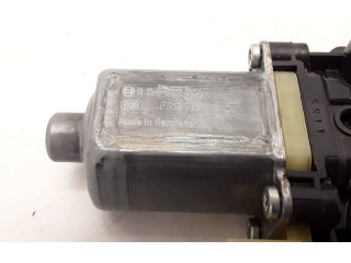 Передний двигатель механизма для подъема окон