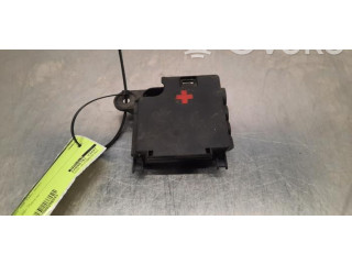 Блок предохранителей 8K0937517B Audi Q5 SQ5