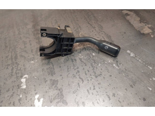 Ручка стеклоочистителей 8D0953503A    Audi A4 S4 B5 8D  ARM 