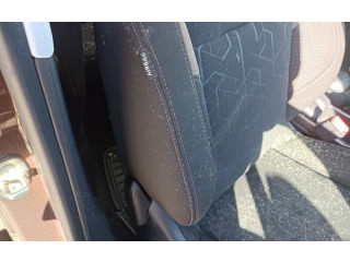 Подушка безопасности в сиденье    Peugeot 2008 I