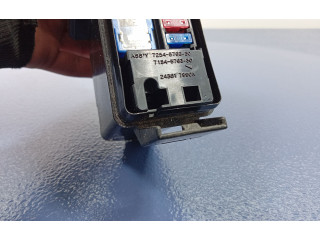 Pojistková skříňka 243817990A Infiniti G37 2011