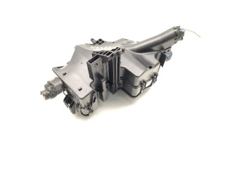 Блок предохранителей 91205-A0670   KIA Niro    