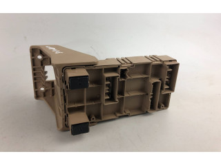 Pojistková skříňka 82201AG040 Subaru Legacy 2008