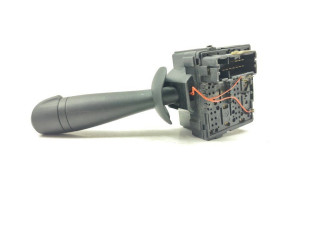 Ручка стеклоочистителей 8201168008 Dacia Dokker