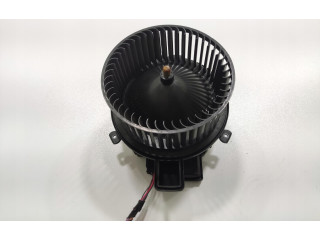 Вентилятор печки 4M1820021A Audi Q5 SQ5