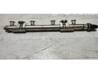 Vstřikovací lišta 04E133320D, 04E133320D Volkswagen Tiguan