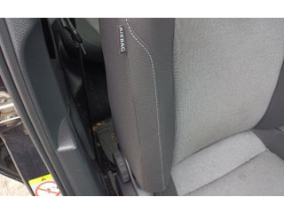 Подушка безопасности в сиденье Volkswagen Golf VII