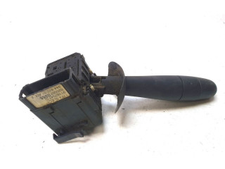 Включатель стеклоочистителей 8200070265   Renault Trafic II (X83)       