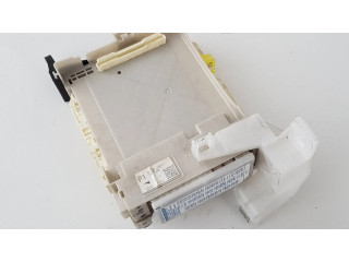 Pojistková skříňka 8273076011, 36750W Lexus CT 200H 2013