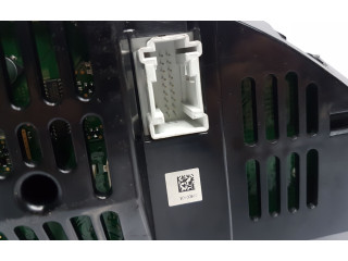 Přístrojová deska Mercedes-Benz E C207 W207 2010 A2129003509