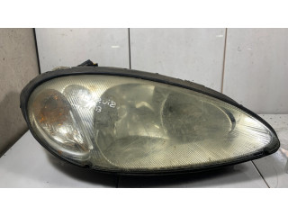 Передняя фара