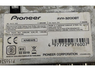 Дисплей    AVH3200BT   Volkswagen Golf IV