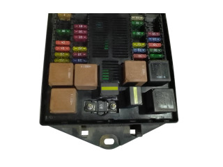 Блок предохранителей Jaguar XJ X350