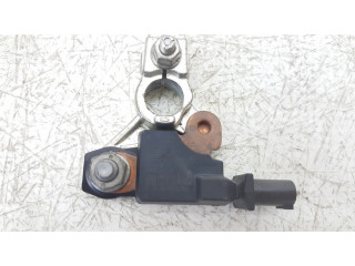 Минусовый провод (аккумулятора)